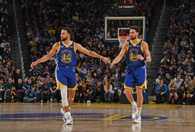 Οι Splash Brothers «καθάρισαν» για τους Ουόριορς στη ματσάρα με τους Μπουλς